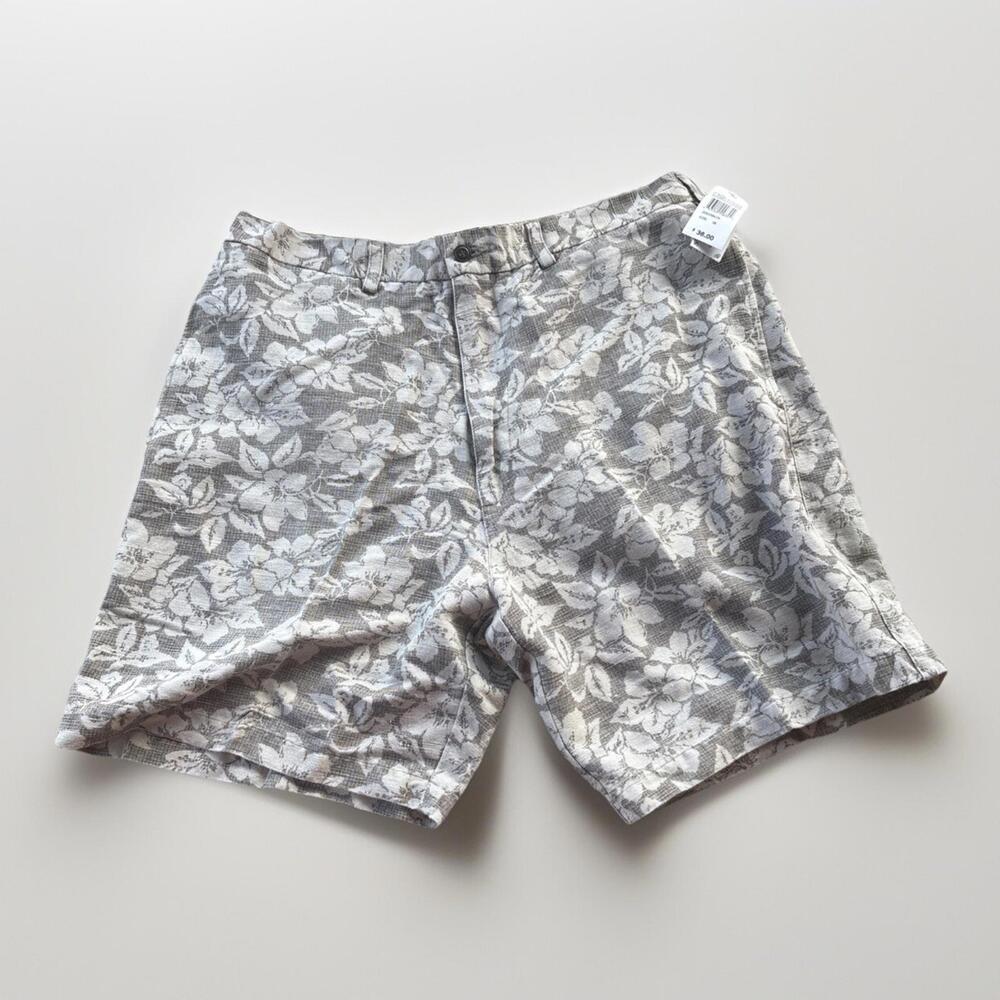 Tropical Floral Shorts Casual Men’s Size 38 Gray Polyester Vintage NWT Deadstock